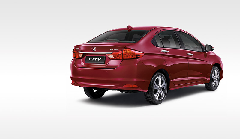 Honda-City-gains-new-red-paint-scheme-1