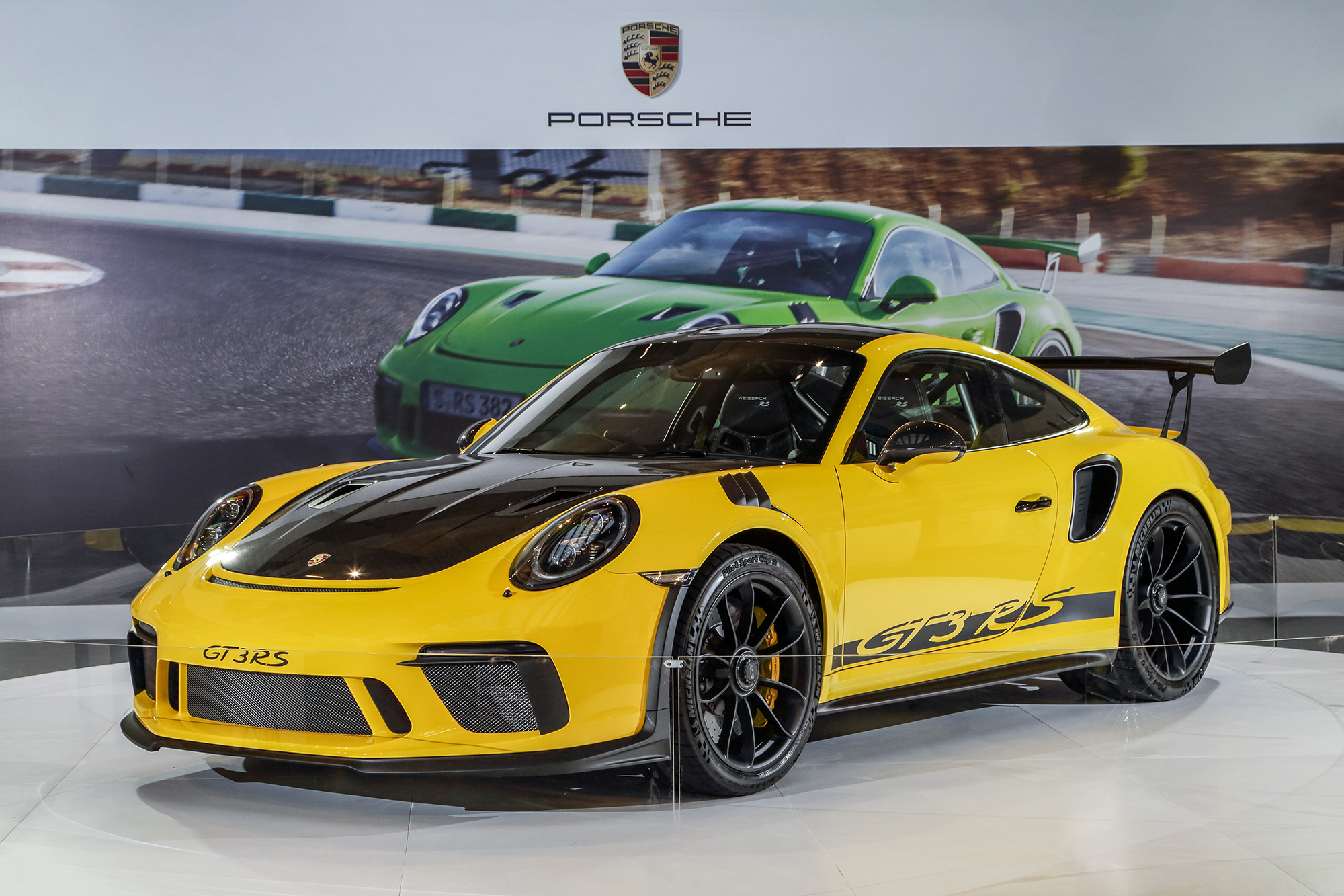 Gt4 gold. Porsche 911 gt. Porsche 911 gt3. Porsche 911 gt3 991.2. Порше 911 gt3 RS.