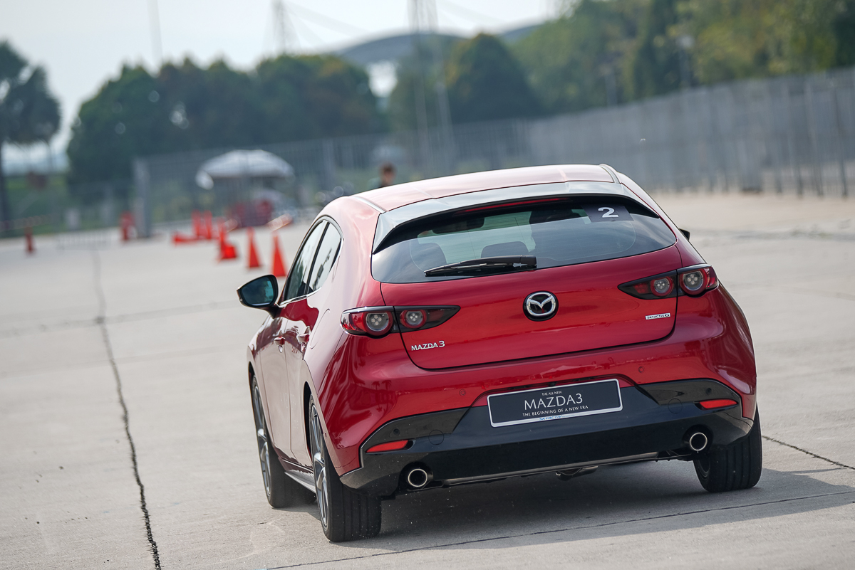 mazda 3 review malaysia