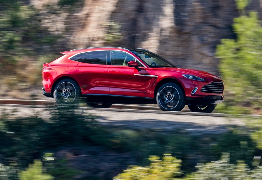 Aston Martin DBX