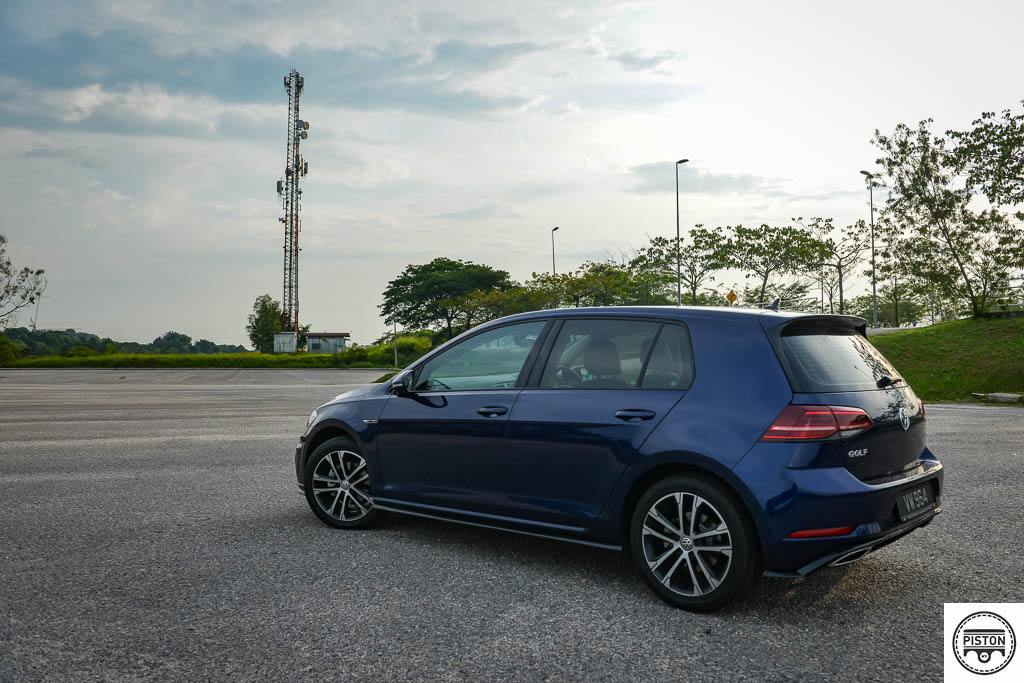 Volkswagen Golf R Line Fun And Practical But Is It Worth Your Money