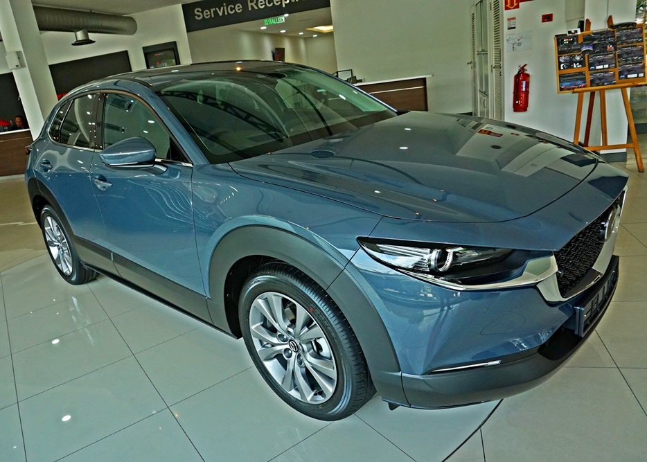 Distribuere Gå til kredsløbet Oprigtighed Mazda CX-30 now in selected Mazda showrooms for early viewing - News and  reviews on Malaysian cars, motorcycles and automotive lifestyle