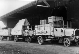 Daimler truck history