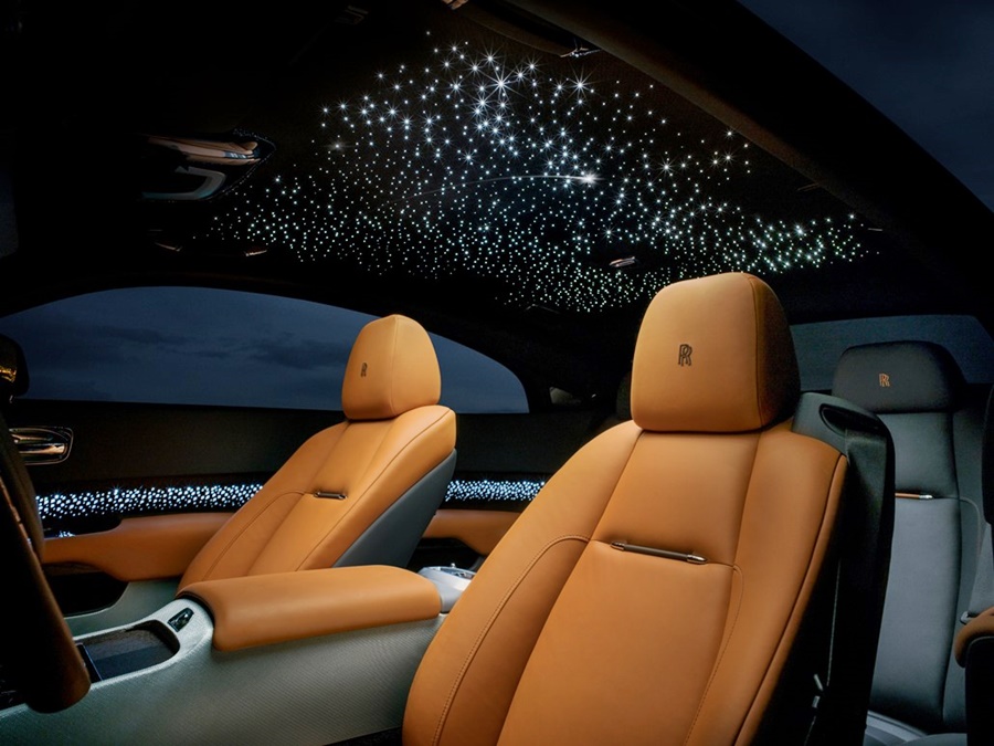 PHOTOS: Rolls-Royce Phantom Starlight Headliner