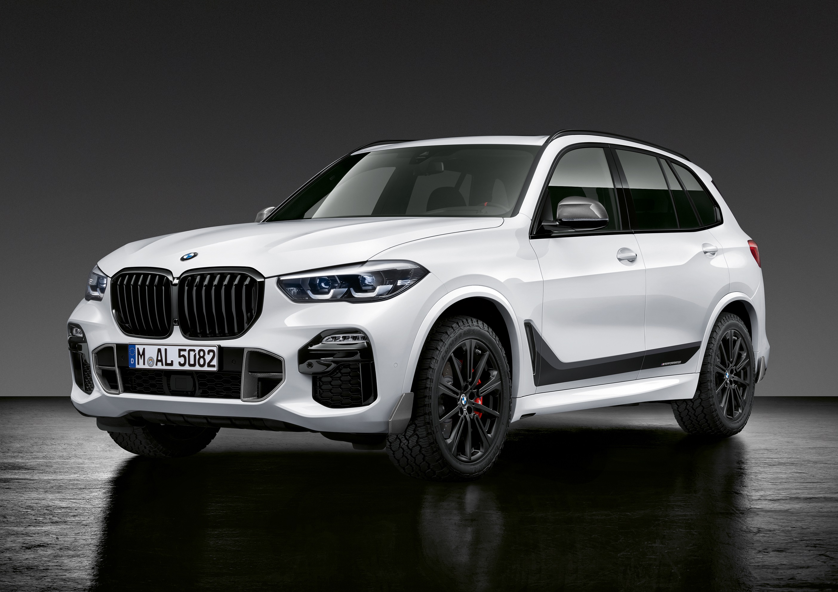 'The Boss' gets electrified with the new BMW X5 xDrive45e M Sport
