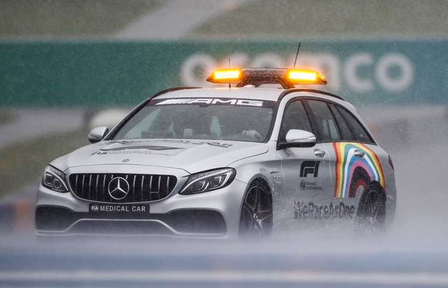 Official F1 Medical Car