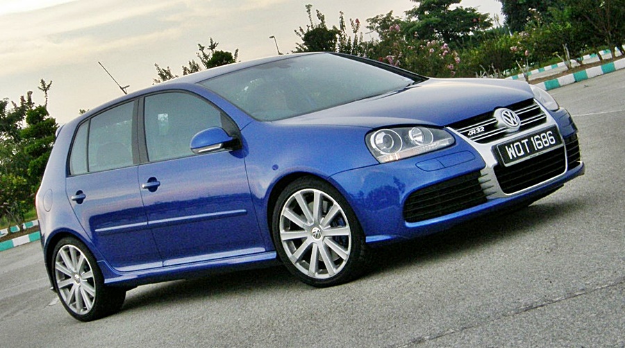 VW Golf R32