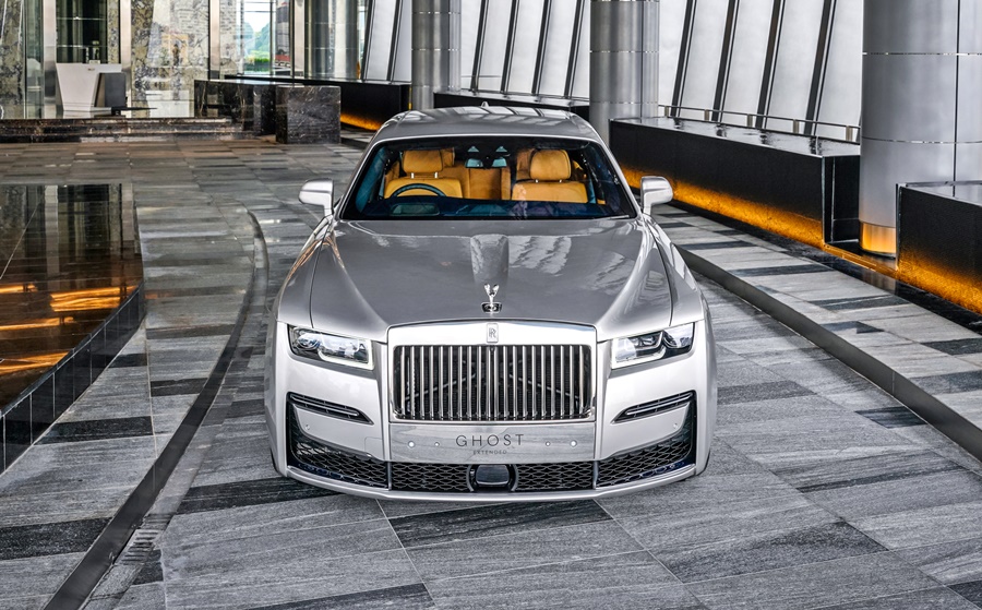 RollsRoyces new Ghost and Ghost Extended showcase postopulence luxury in  Malaysia  BURO