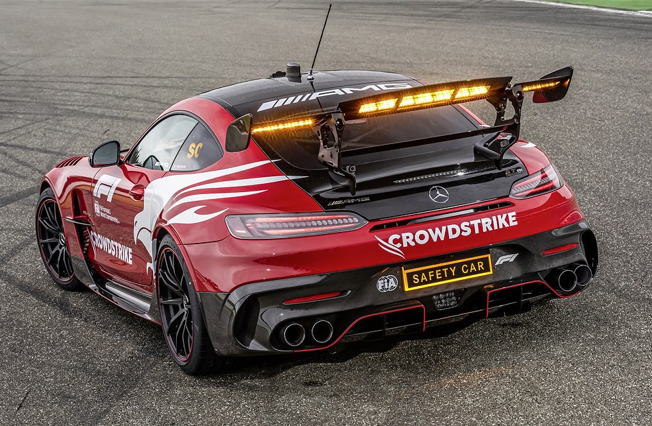 As in 2021, the Official F1 Safety Car and Official F1 Medical Car will have distinctive red paintwork. The striking colour is a match not only for Mercedes‑AMG but also for CrowdStrike (a cybersecurity company), which continues their sponsorship of the Official F1 Safety Car.
