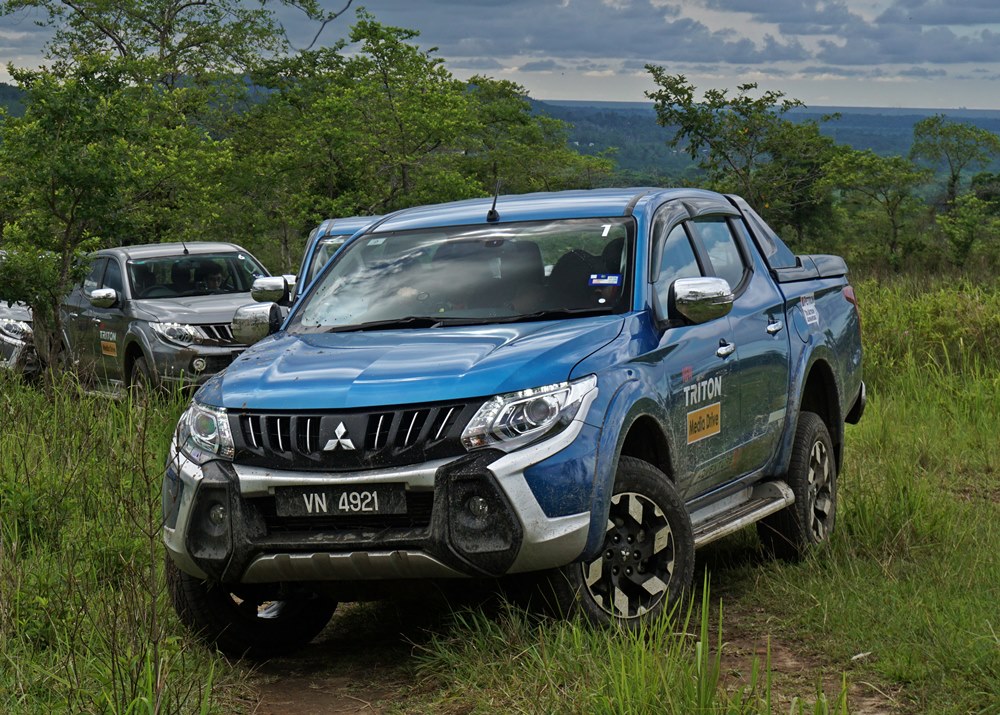 Mitsubishi Triton 2015