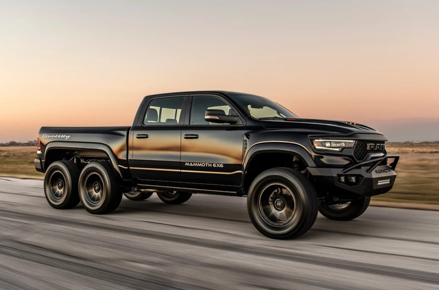 Hennessey VelociRaptor 6X6 : le Ford Raptor R transformé - Carcelle