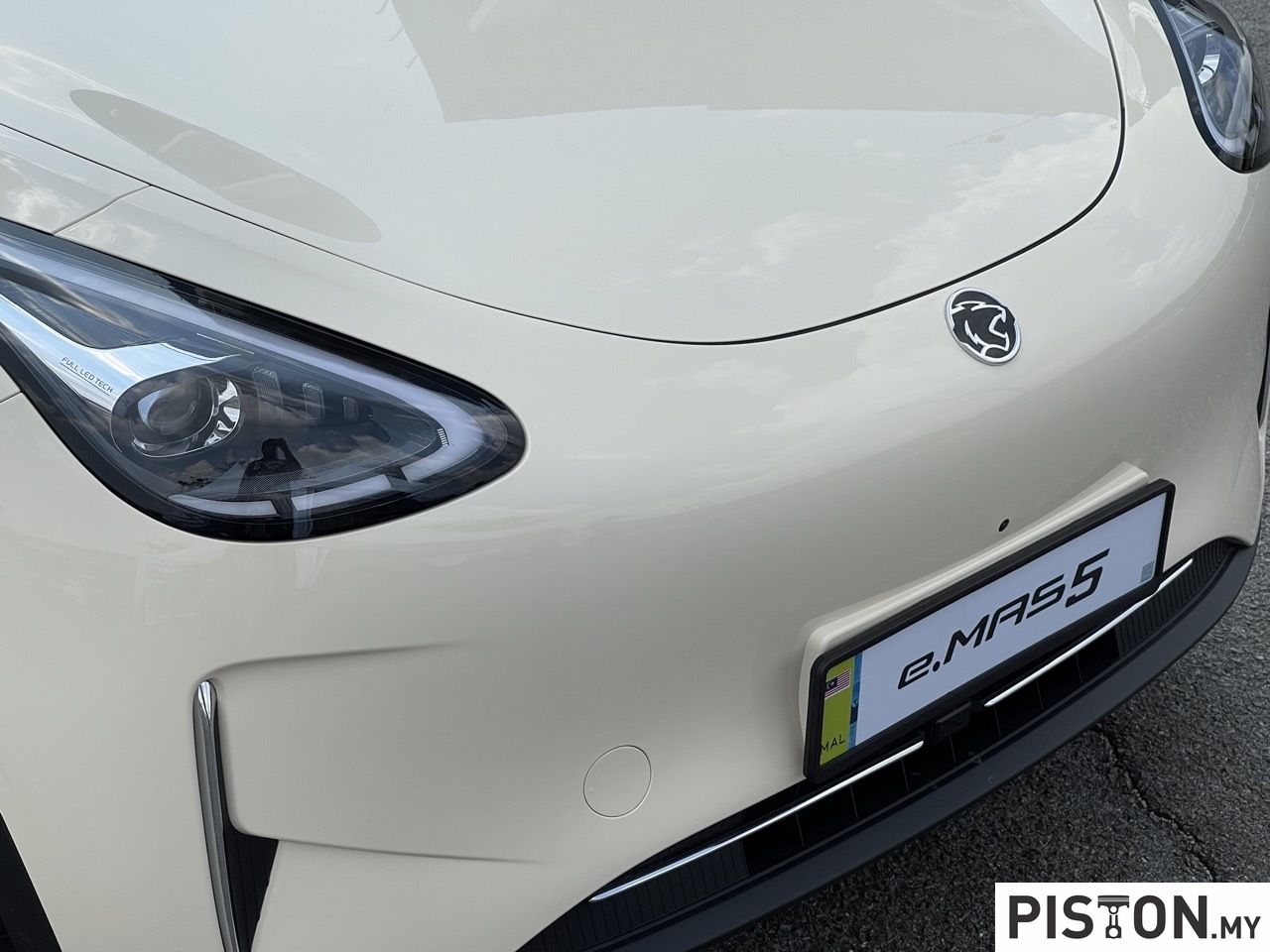 Proton e. Mas 5 officially launched Proton e. Mas 5 officially launched