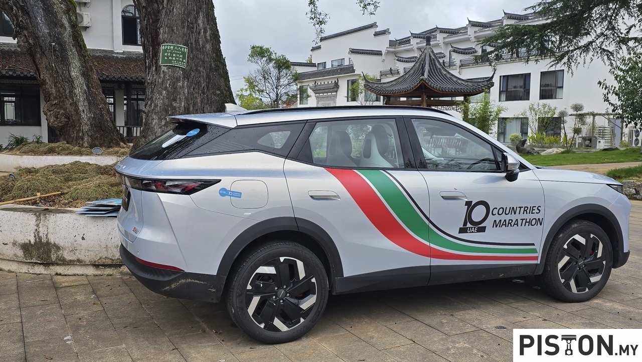 Omoda 7 raises the bar for intelligent parking Omoda 7 raises the bar for intelligent parking